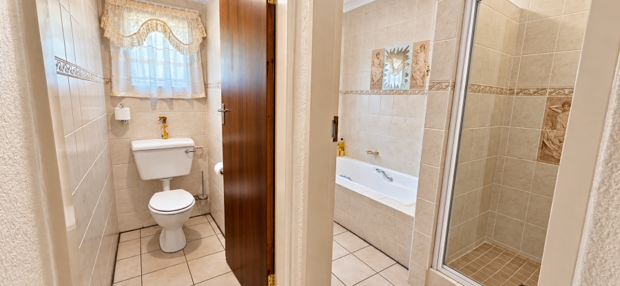 3 Bedroom Property for Sale in Fichardt Park Free State